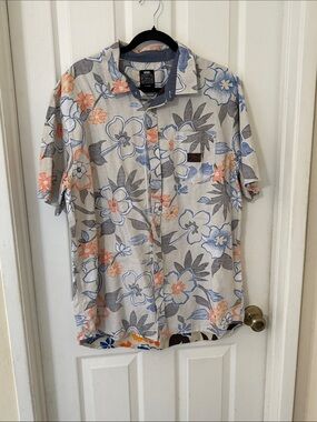 Vans Grey Floral Short-Sleeve Button-Down Shirt with Blue and Coral Accents
